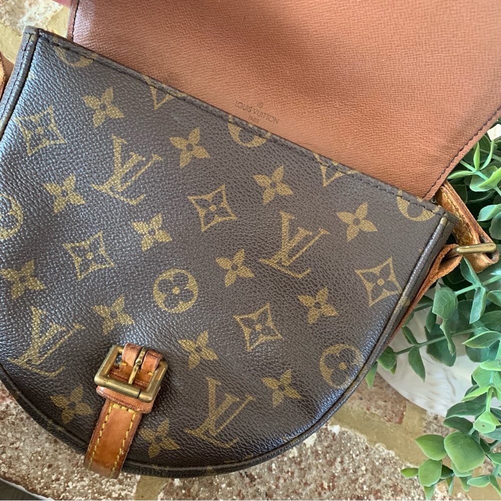 Louis Vuitton | Authentic LV Monogram | Chantilly PM | Crossbody Saddle Bag - Picture 6 of 16